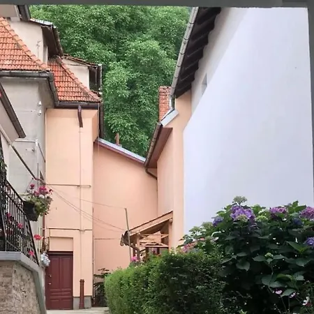 R Castle - 2 Room Apartment Braşov Exterior foto